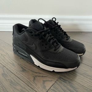 NIKE AIR MAX 90 WOMEN